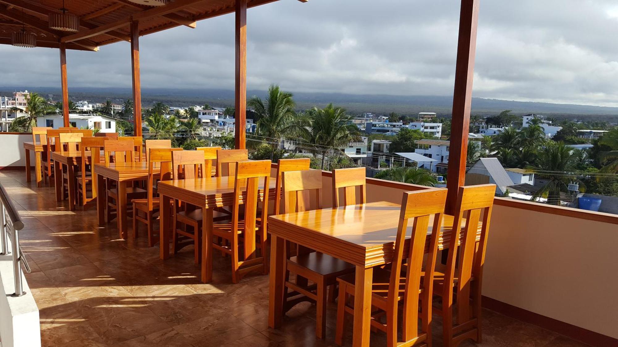 Gloria - Galapagos Inn Puerto Ayora  Exterior foto